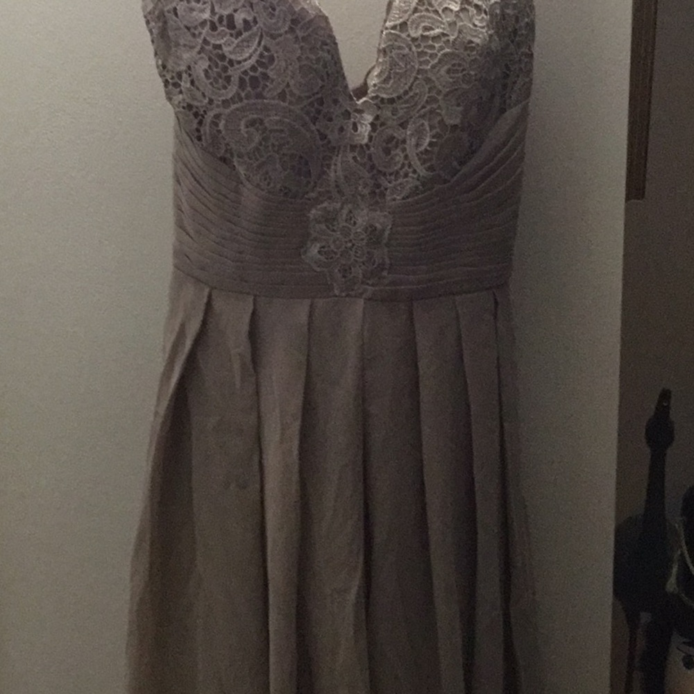 Elegant Taupe Evening Gown - Picture 4 of 8